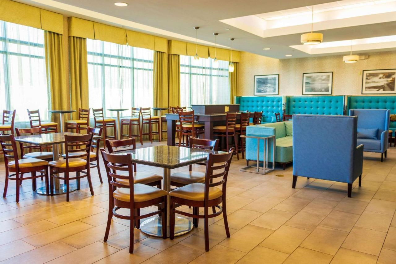 Comfort Inn & Suites Plainville-Foxboro المظهر الخارجي الصورة